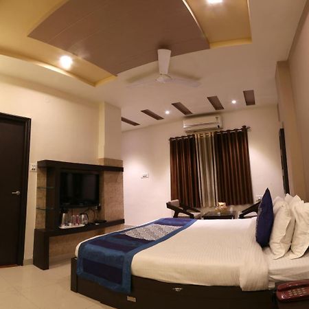 The Royal Inn Udaipur Exterior photo
