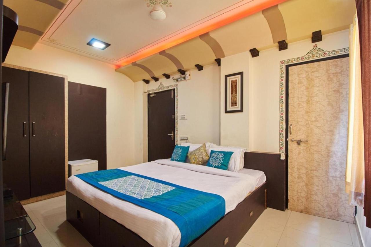 The Royal Inn Udaipur Exterior photo